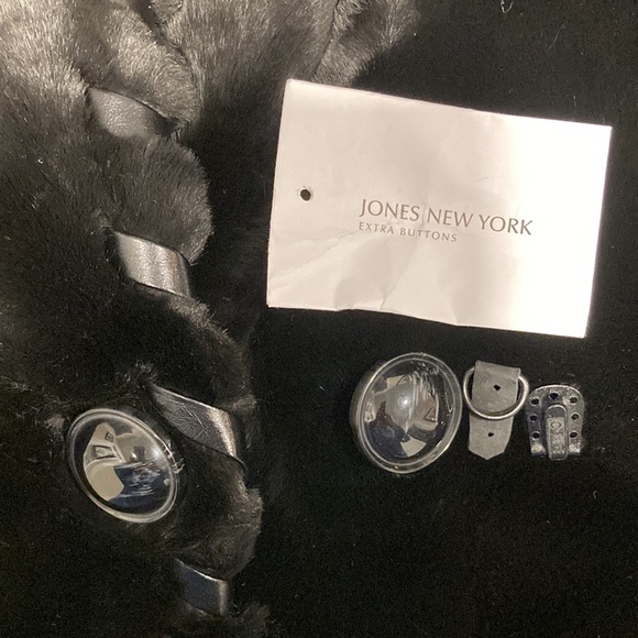 NWOT - Jones New York Ladies Black Hooded Faux Fur Woven Trim Coat - Sz M* - Picture 15 of 15